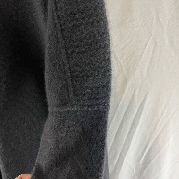 TSE for Neiman Marcus Recycled Cashmere Dark Gray Dolman Sweater Small V-Neck - Picture 5 of 7